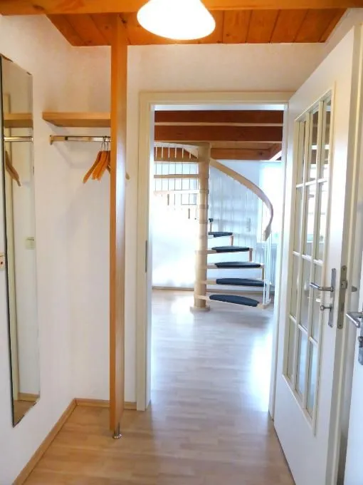 Haus Nordlicht Ferienwohnung *Auer Lun* Nebel auf Amrum - Flur und Treppe in der Ferienwohnung Auer Lun in Nebel auf Amrum