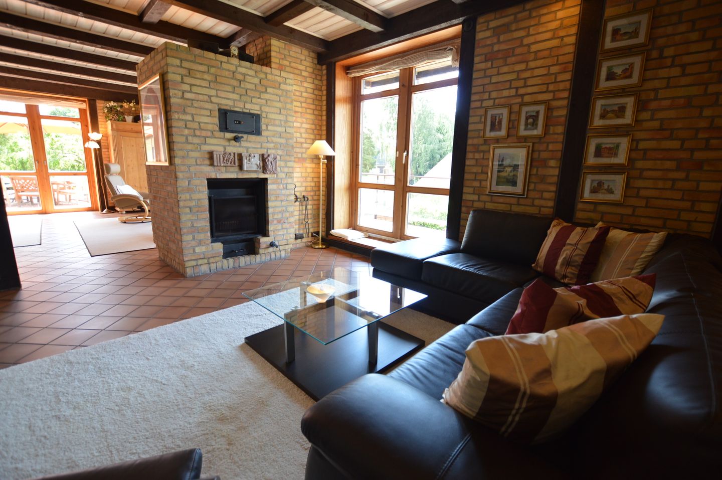 Familienfreundliches Ferienhaus in Pelzerhaken mit Garten, großzügigem Wohnbereich, Kamin und Sauna