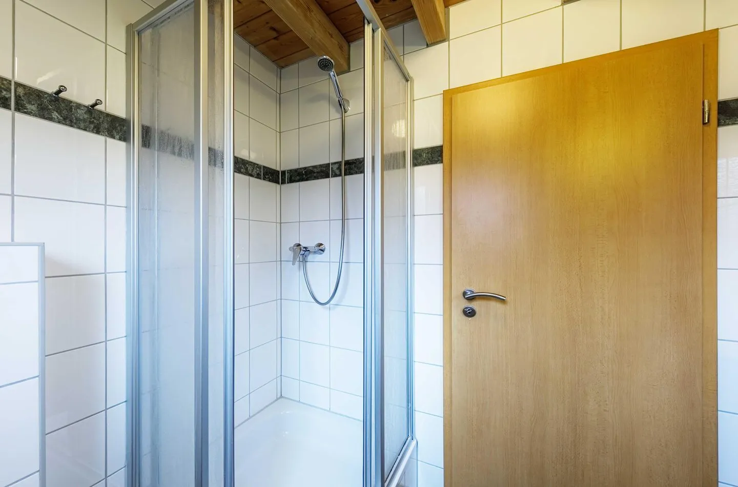 Sonnenschein Jabel - Ferienhaus Sonnenschein in Jabel Badezimmer mit Dusche