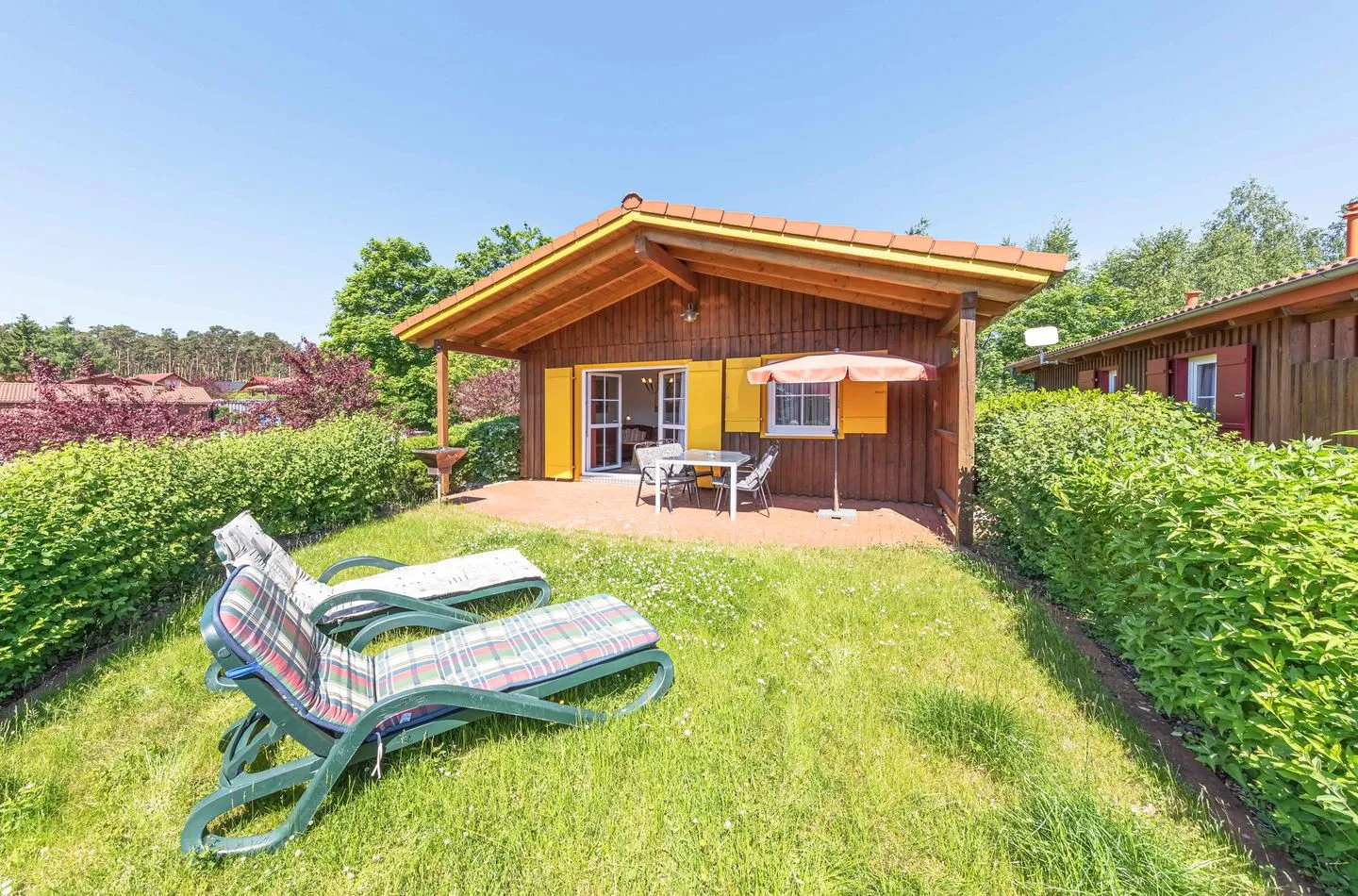 Sonnenschein Jabel - Ferienhaus Sonnenschein in Jabel blick in den Garten