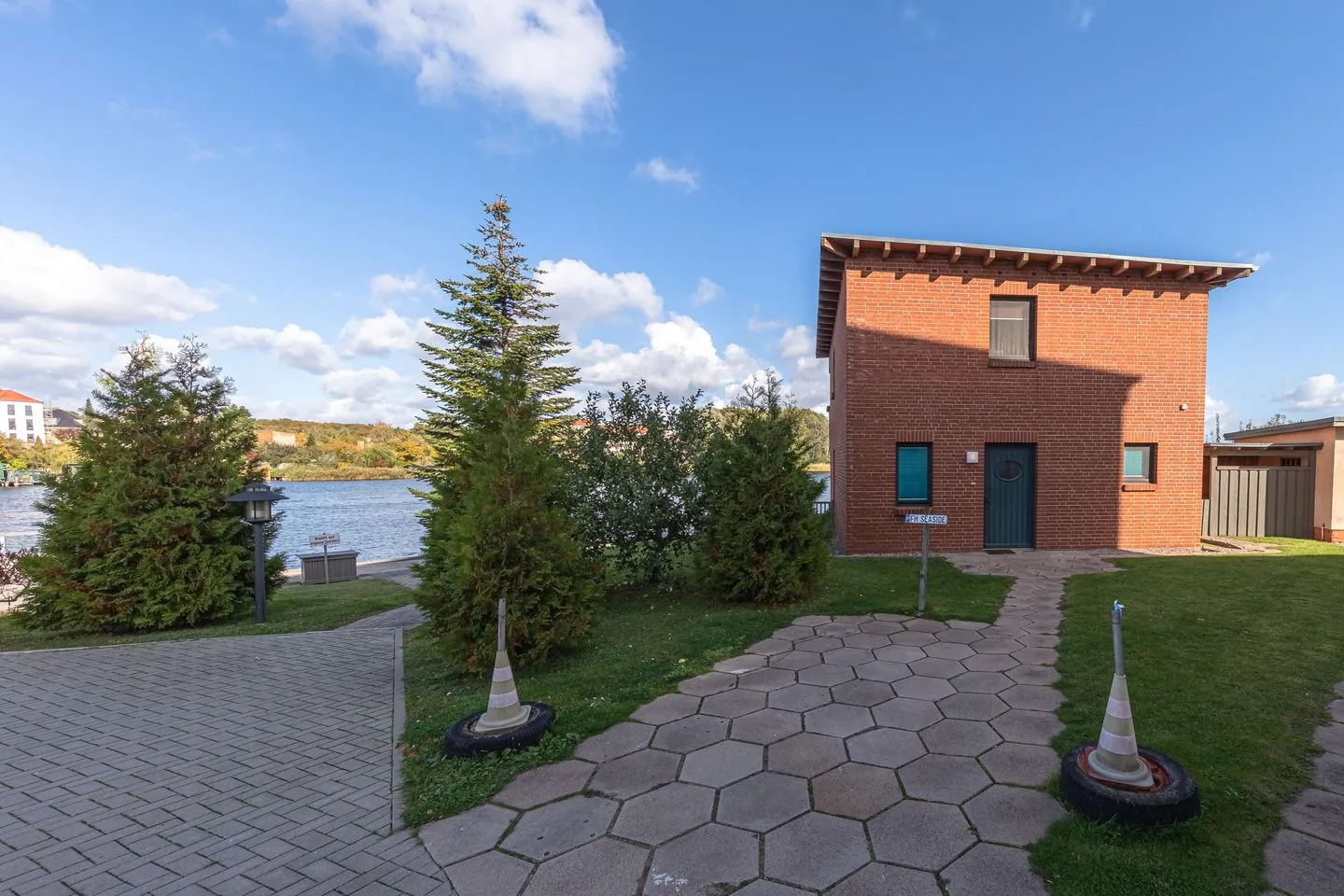 Seaside House Malchow - Fassade / Eingang