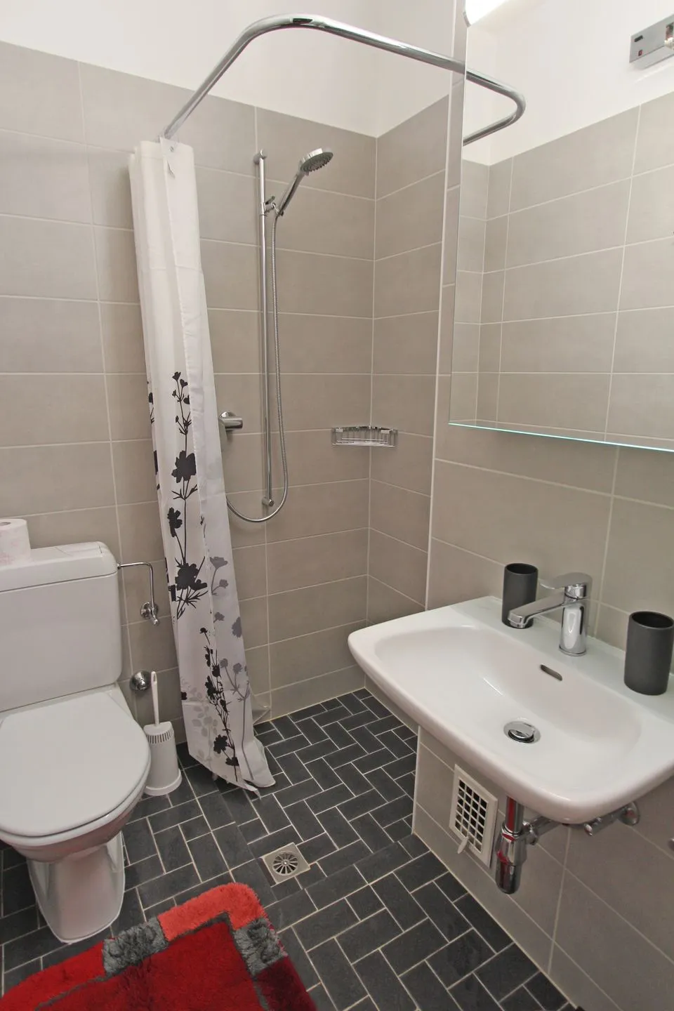 Casa Varesi, 6. Stock Locarno -