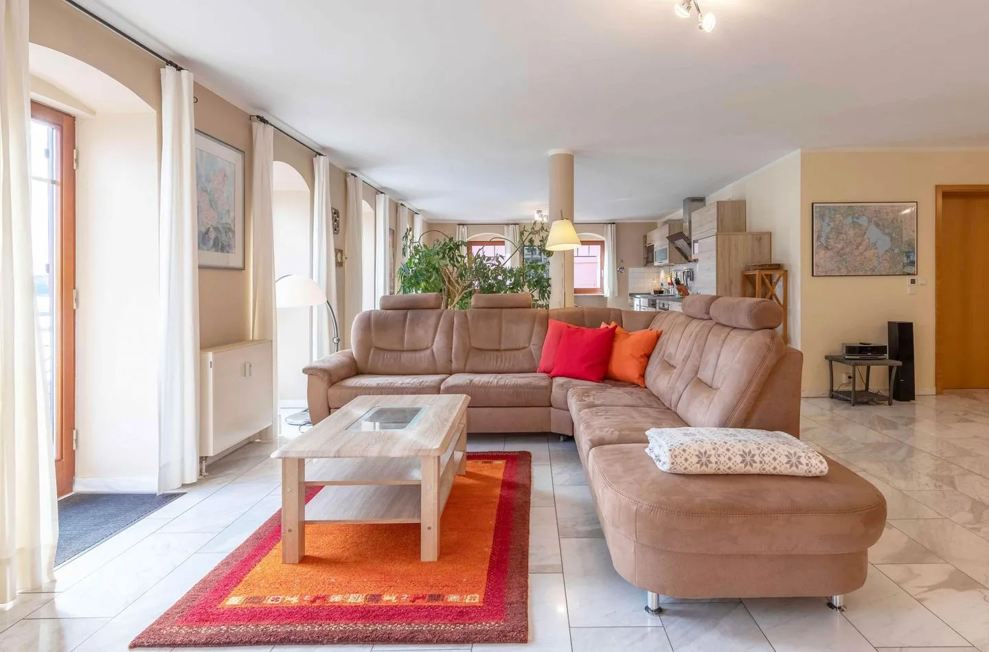 Yachthafenflair Waren (Müritz) - Wohnzimmer