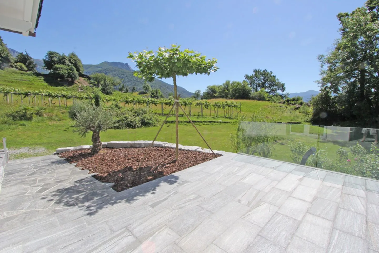 La Monda Cantik Locarno -