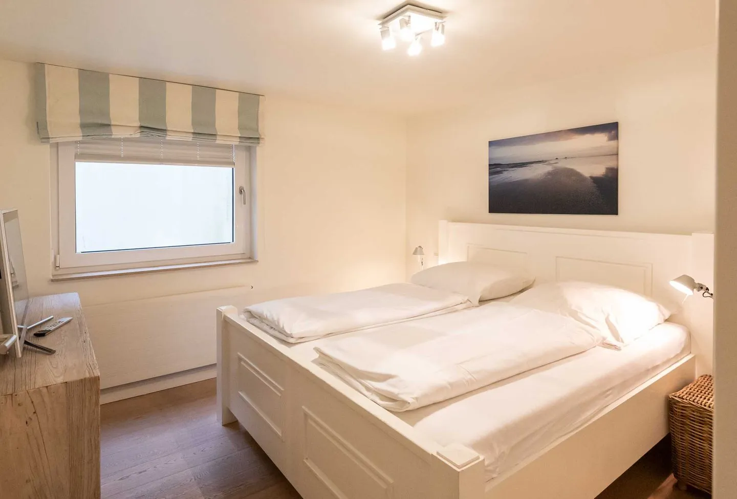 Strandhaus Whg. 1 Wenningstedt - Schlafzimmer