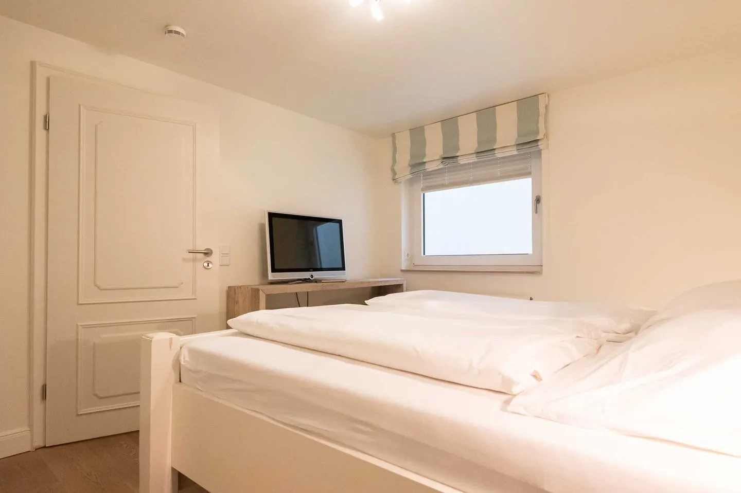 Strandhaus Whg. 1 Wenningstedt - Schlafzimmer