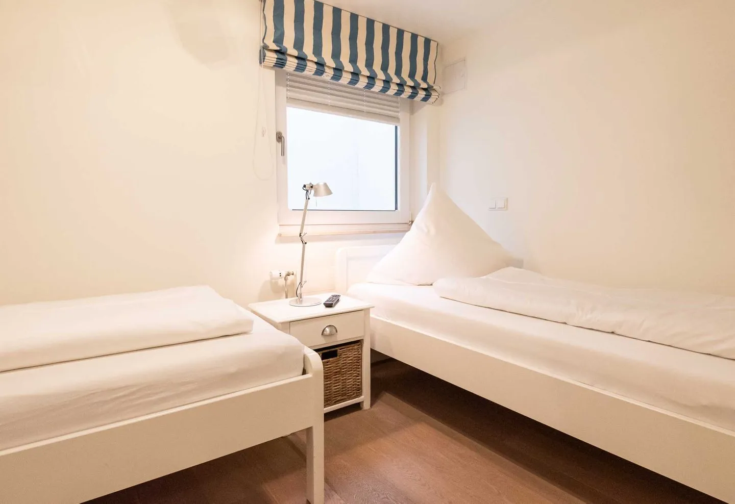 Strandhaus Whg. 1 Wenningstedt - Schlafzimmer