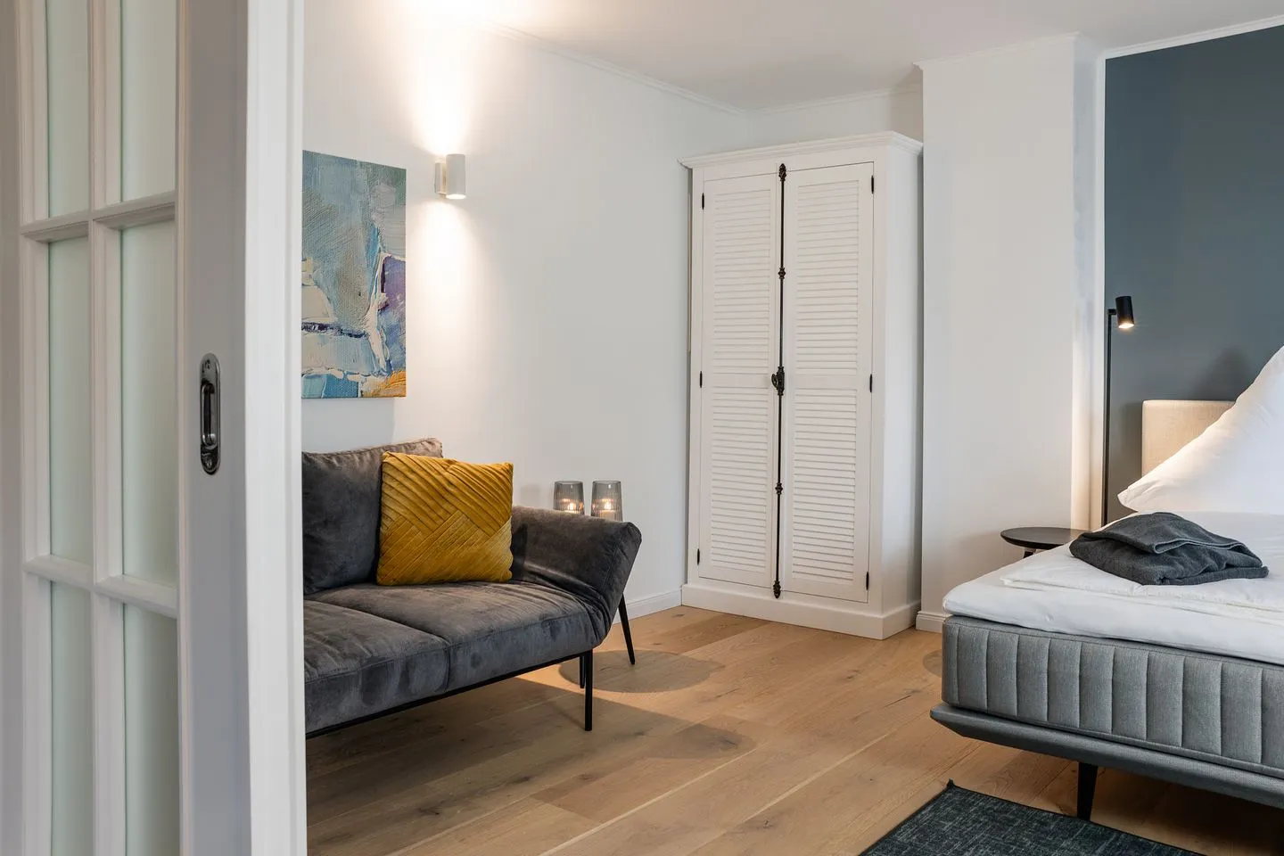 Haffperle - Strandgold - moderne Ferienwohnung in Strandnähe Haffkrug - Bett