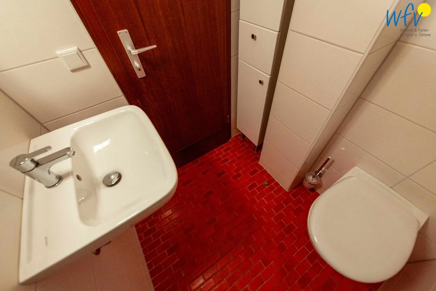 Ferienhaus Seeblick Ferienwohnung Strandglück Borkum - Gäste-WC