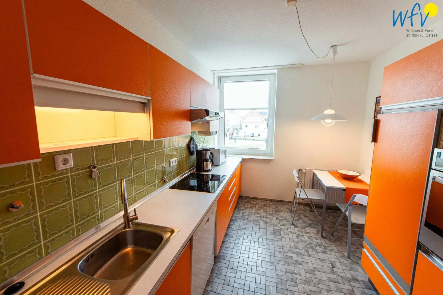 Ferienhaus Seeblick Ferienwohnung Strandglück Borkum - Küche / Küchenzeile