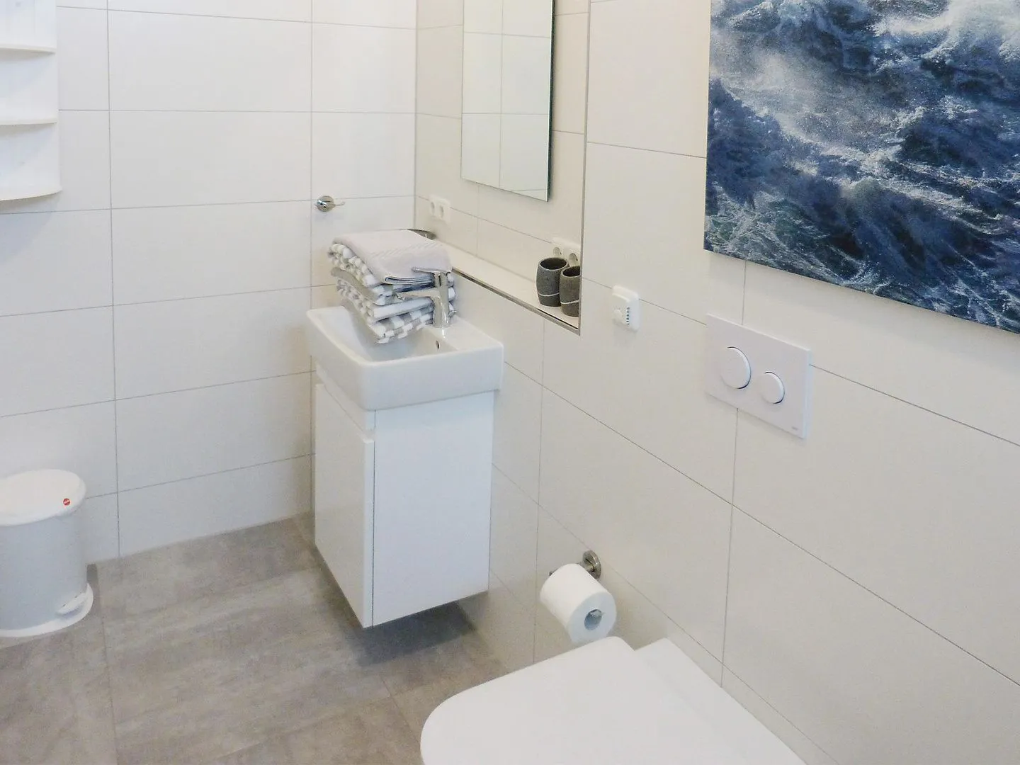 Haus *Weiße Düne* Ferienwohnung *Weiße Düne 7* Wittdün auf Amrum - 2. Badezimmer in der Ferienwohnung Weiße Düne 7 in Wittdün auf Amrum