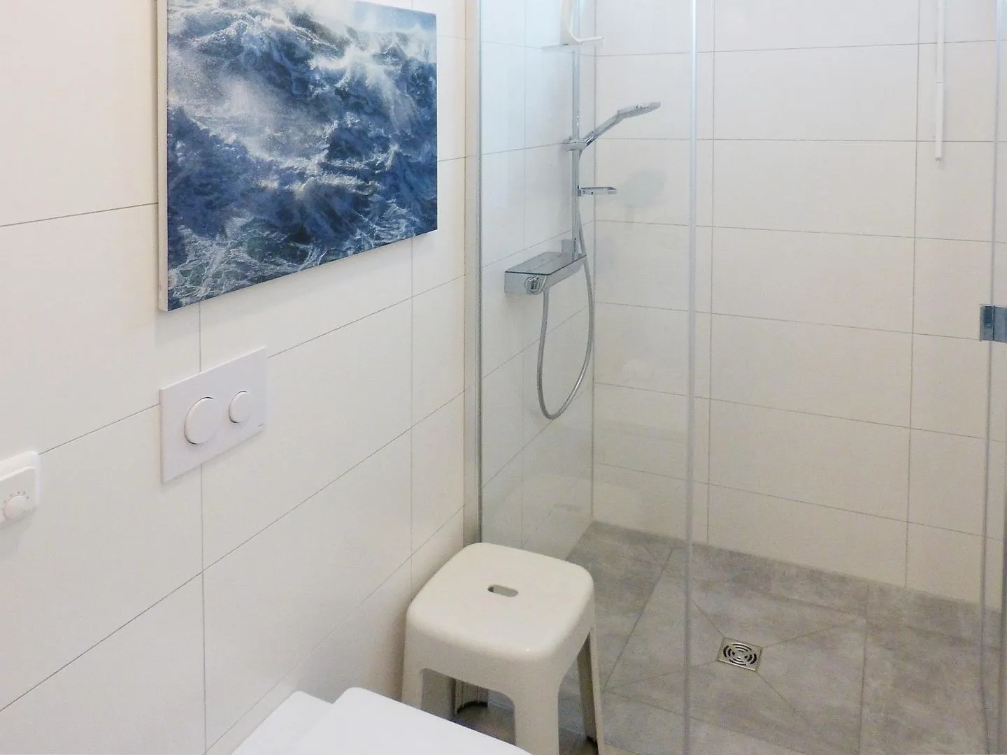 Haus *Weiße Düne* Ferienwohnung *Weiße Düne 7* Wittdün auf Amrum - 2. Badezimmer in der Ferienwohnung Weiße Düne 7 in Wittdün auf Amrum
