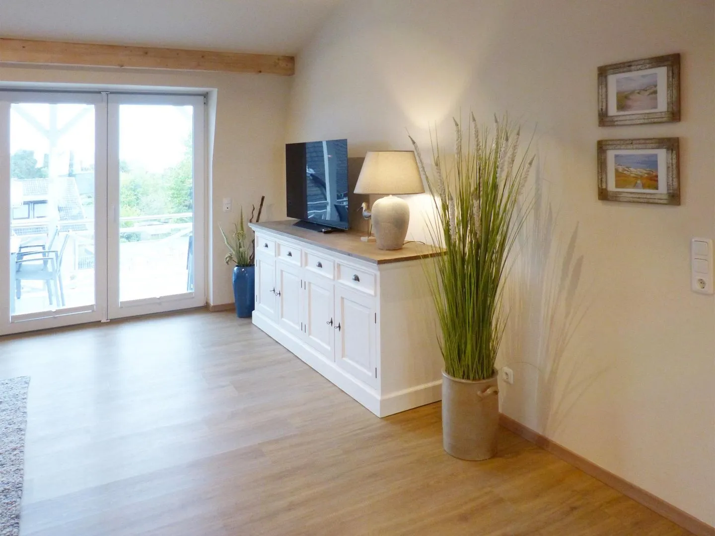 Haus *Weiße Düne* Ferienwohnung *Weiße Düne 7* Wittdün auf Amrum - Wohnzimmer in der Ferienwohnung Weiße Düne 7 in Wittdün auf Amrum
