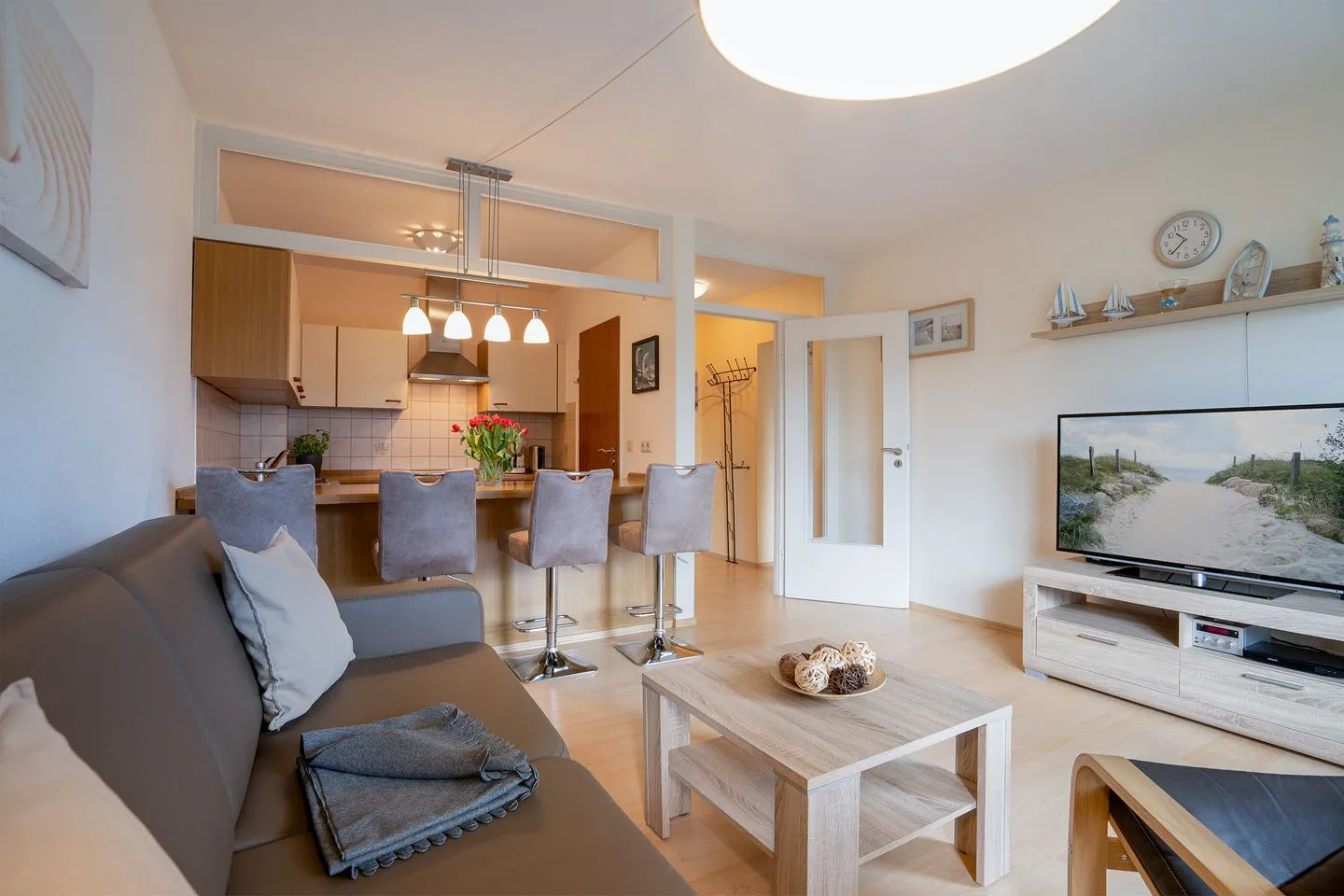 (DKK1e) Ferienwohnung Seepferdchen Niendorf - Wohnzimmer