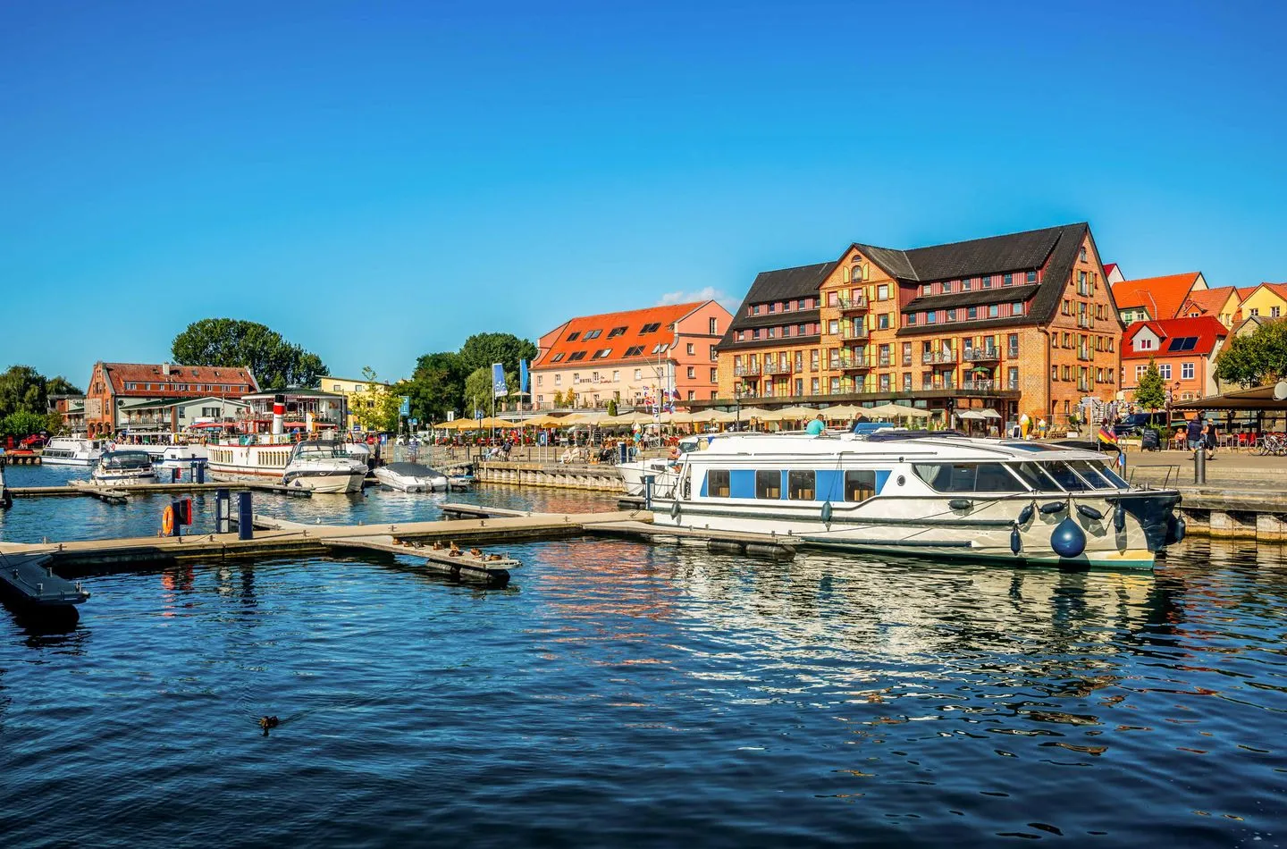 Perle am Seeufer Waren (Müritz) - Nachbarschaft