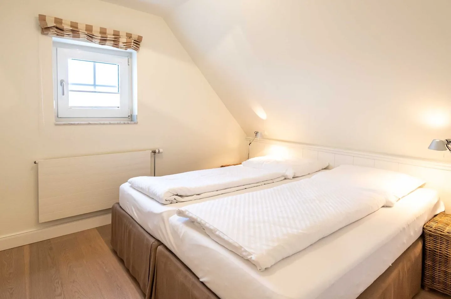 Strandhaus Whg. 3 Wenningstedt - Schlafzimmer