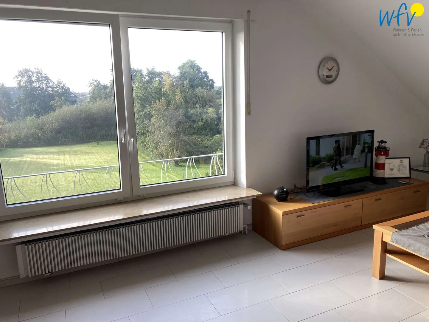 Ferienhaus Kiebitzdelle-Leegde 10 Ferienwohnung Backhaus Borkum - Wohnzimmer