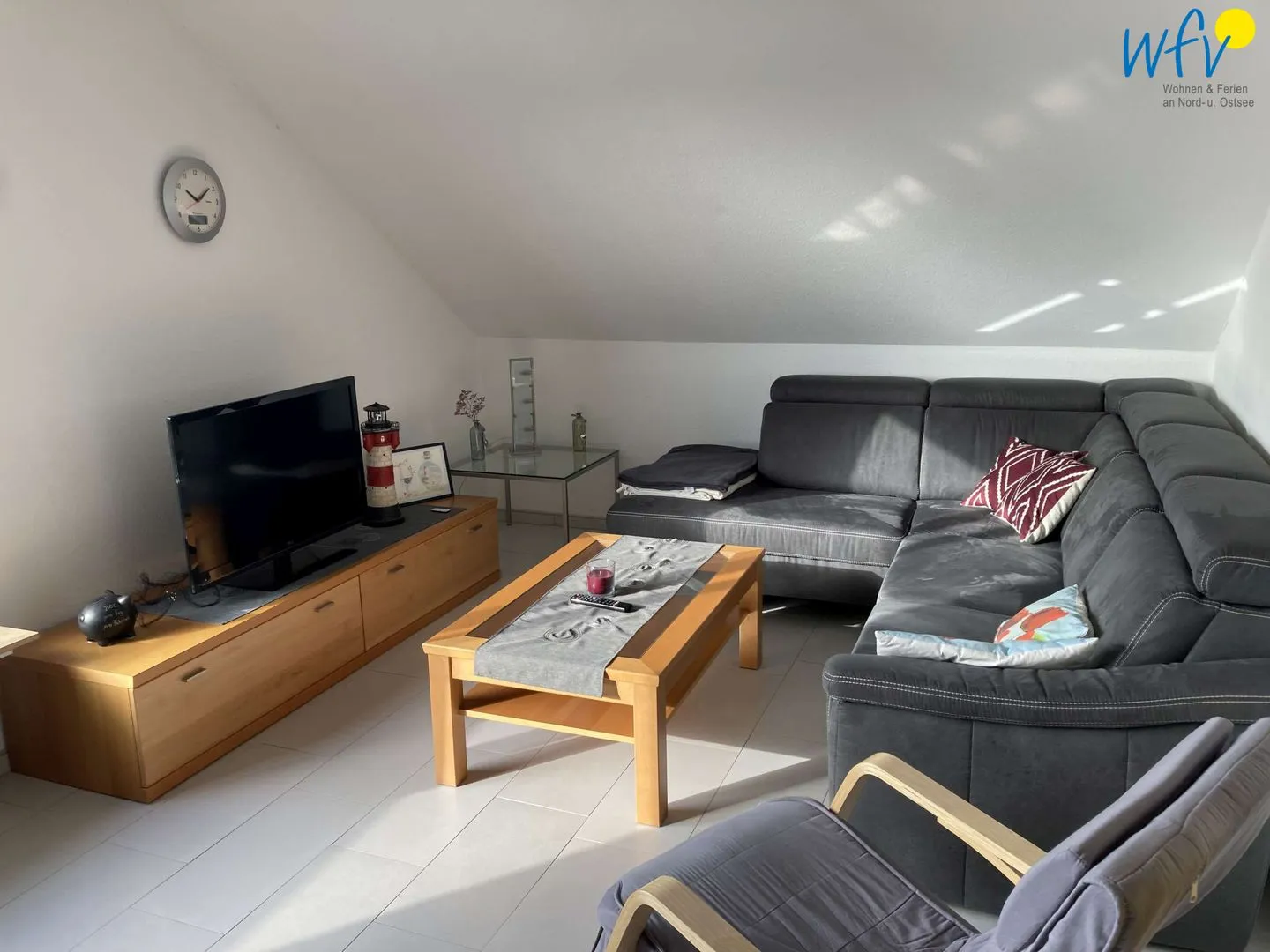 Ferienhaus Kiebitzdelle-Leegde 10 Ferienwohnung Backhaus Borkum - Wohnzimmer