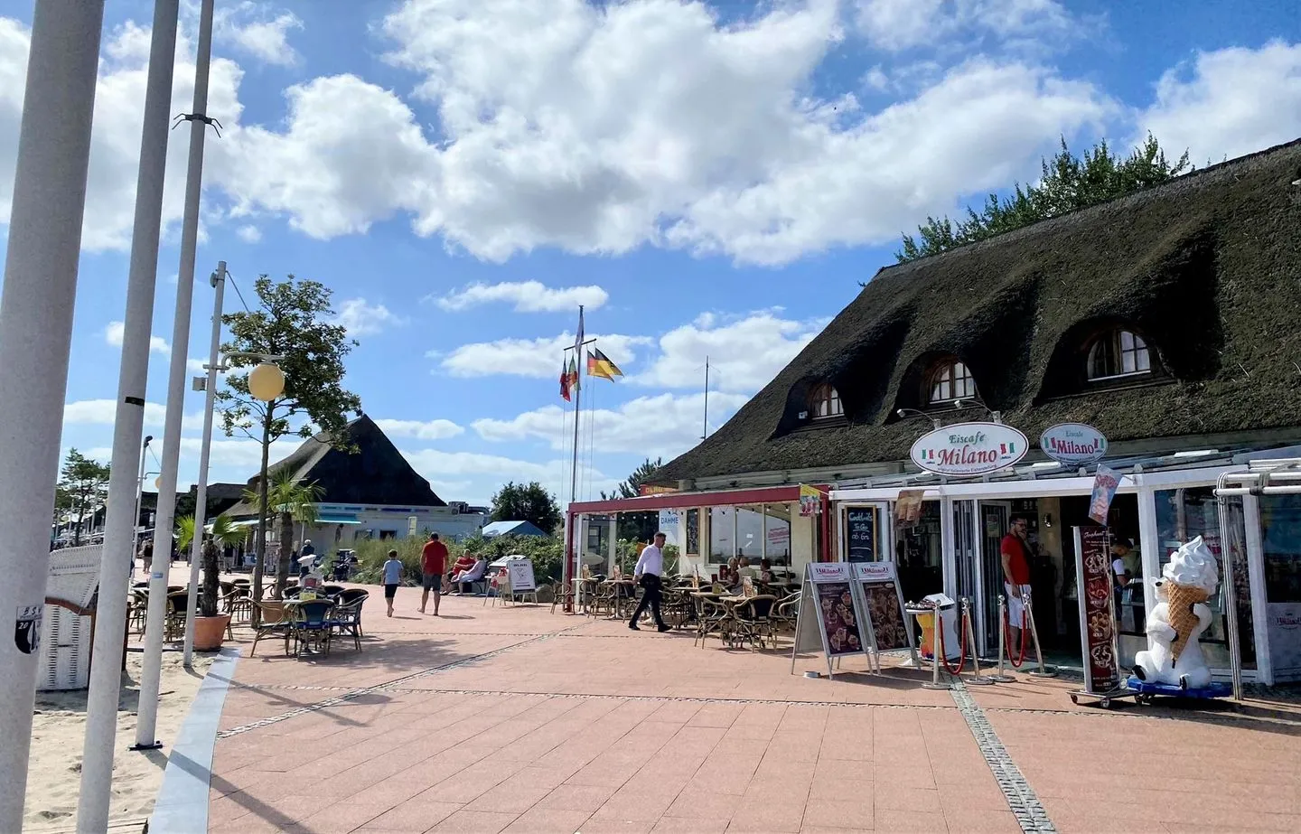 Ferienhaus an der Au Dahme - Strandpromenade mit Gastronomie in Dahme