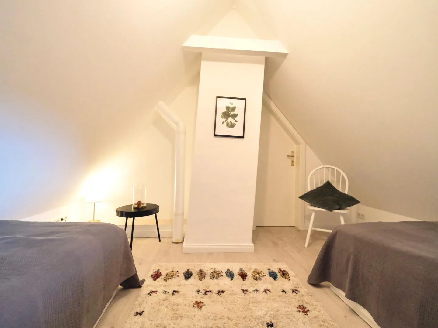 Reetdachkate Fuchsgraben Steinbergkirche - Schlafzimmer mit 2 Einzelbetten (90x200cm)