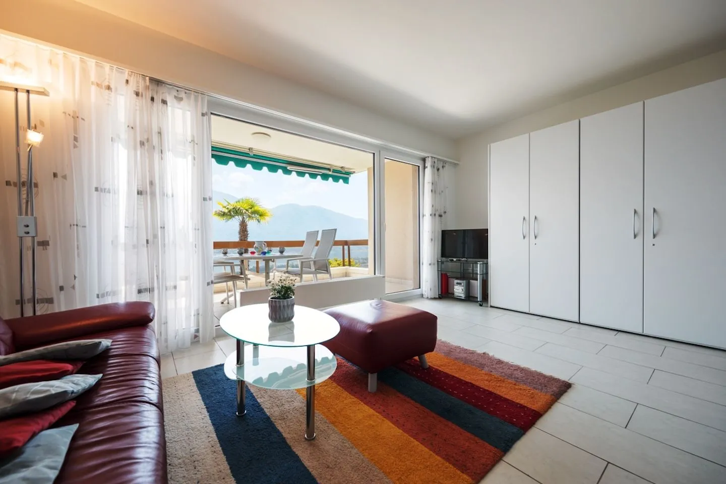 Eckwohnung C01 Lago Maggiore - Wohnzimmer