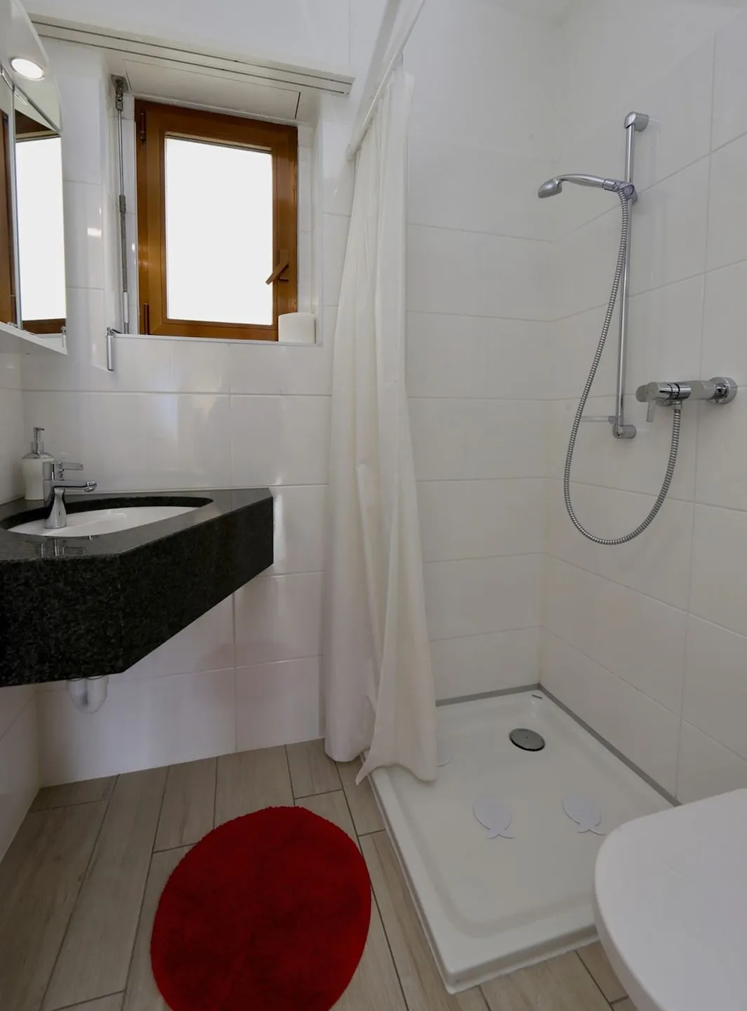 Ferienwohnung C15 Lago Maggiore - Badezimmer