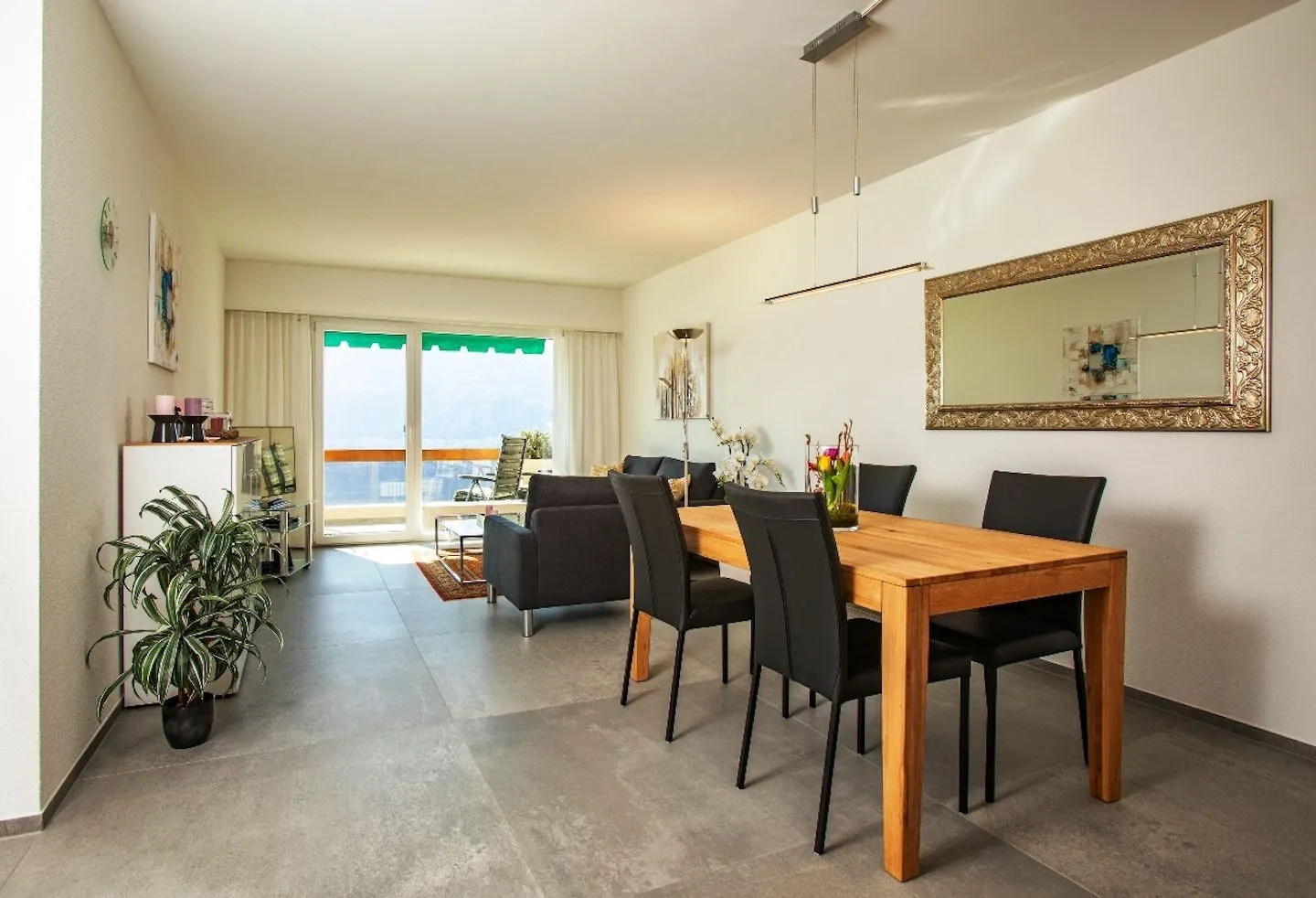 Ferienwohnung D29 Lago Maggiore - Wohnzimmer