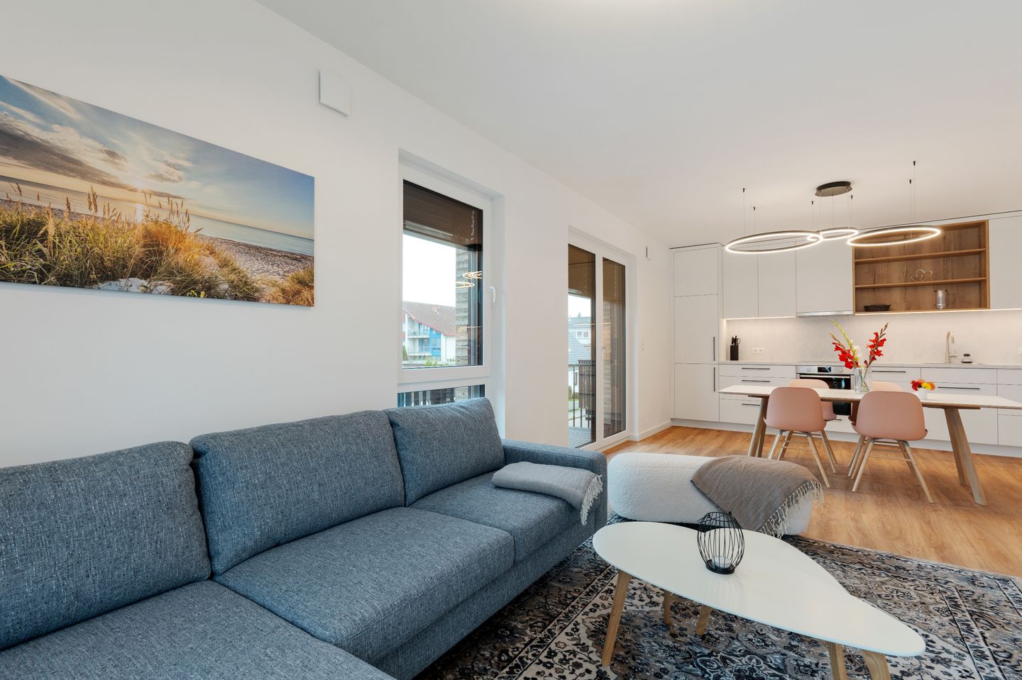 Ferienwohnung in Dahme – modern, frisch, und strandnah.