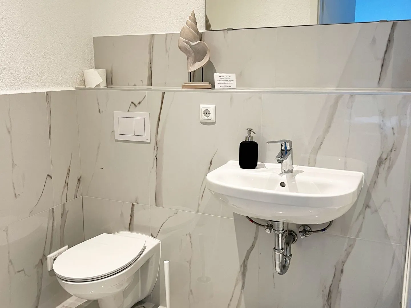 Große Ferienwohnung mit traumhaftem Hafenblick von "Momentic" Neustadt in Holstein - Badezimmer von Schlafzimmer 4
