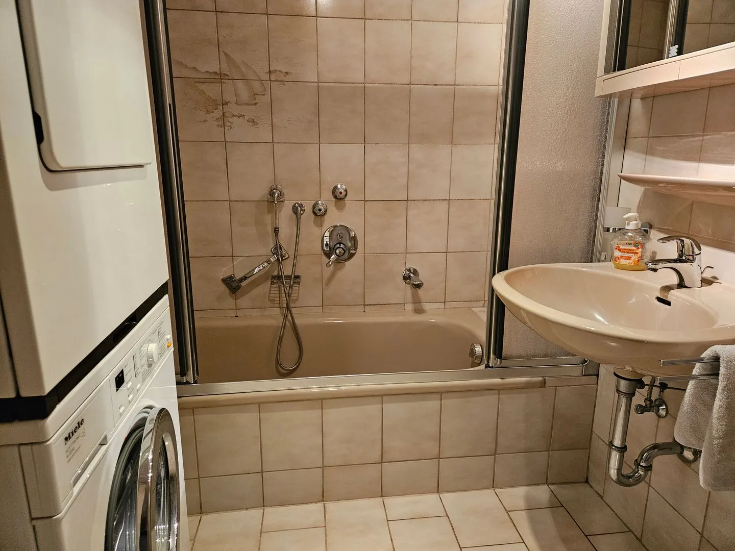 Ferienwohnung "Amperschlucht" Grafrath - Badezimmer