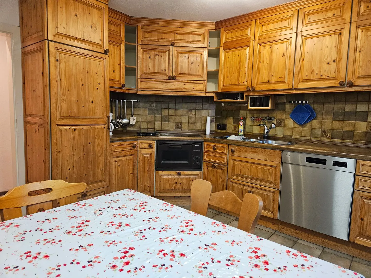 Ferienwohnung "Amperschlucht" Grafrath - Küche / Küchenzeile