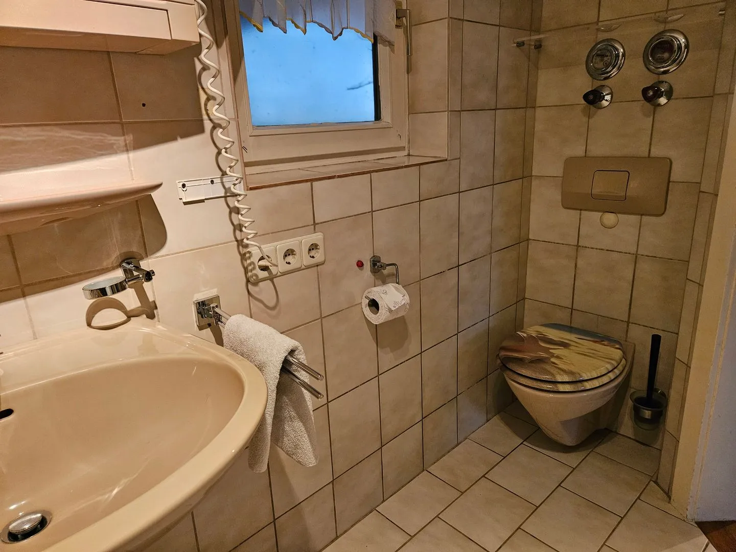 Ferienwohnung "Amperschlucht" Grafrath - Badezimmer