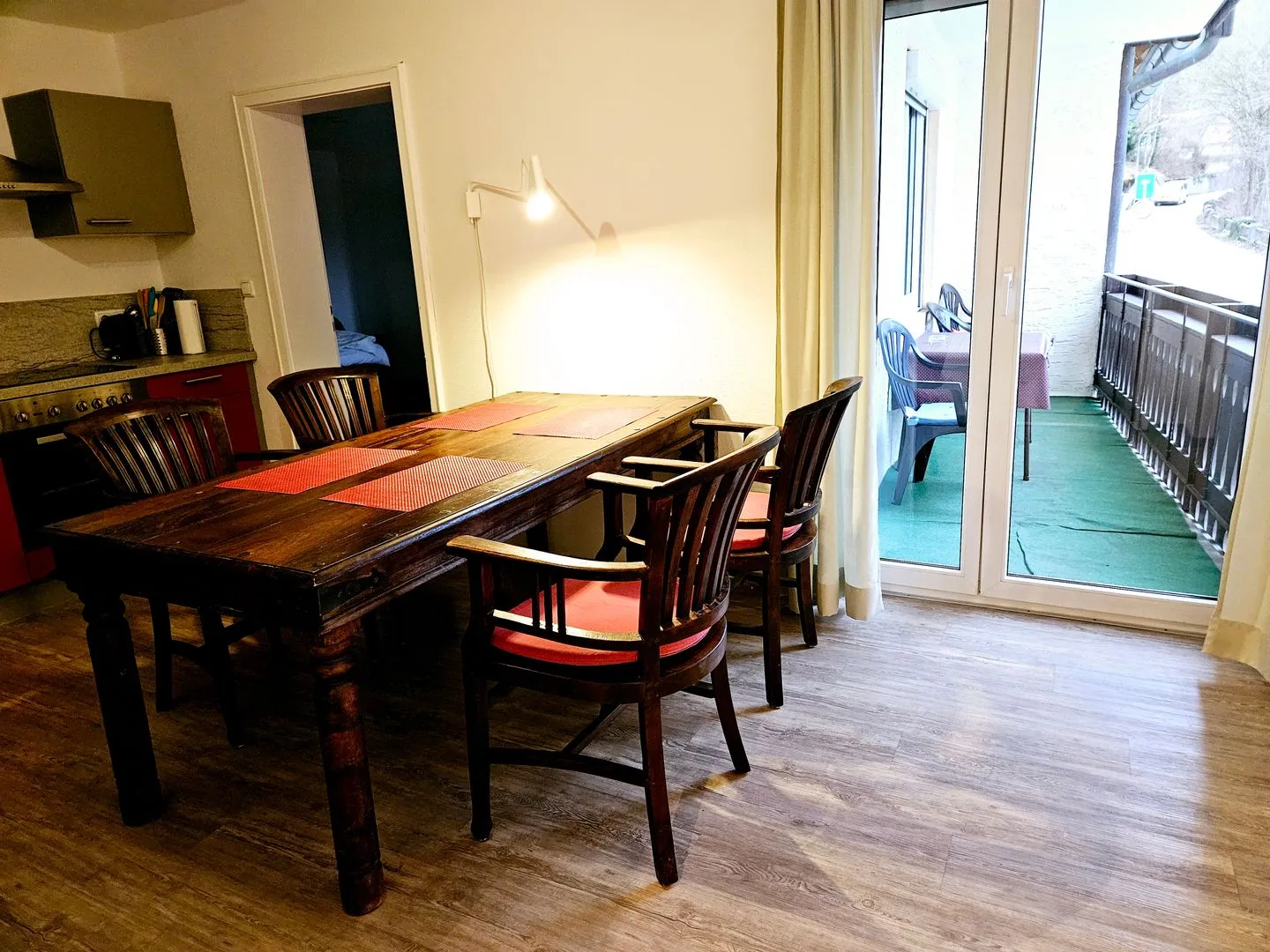 Ferienwohnung "Ampermoos" Grafrath - Küche / Küchenzeile