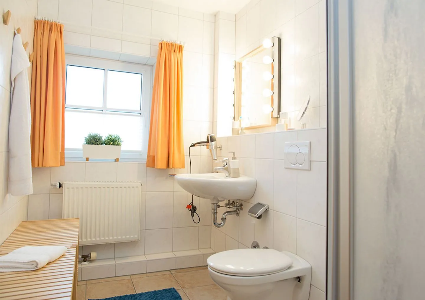 Haus Süderpiep Whg. Möwe Dorf - Badezimmer