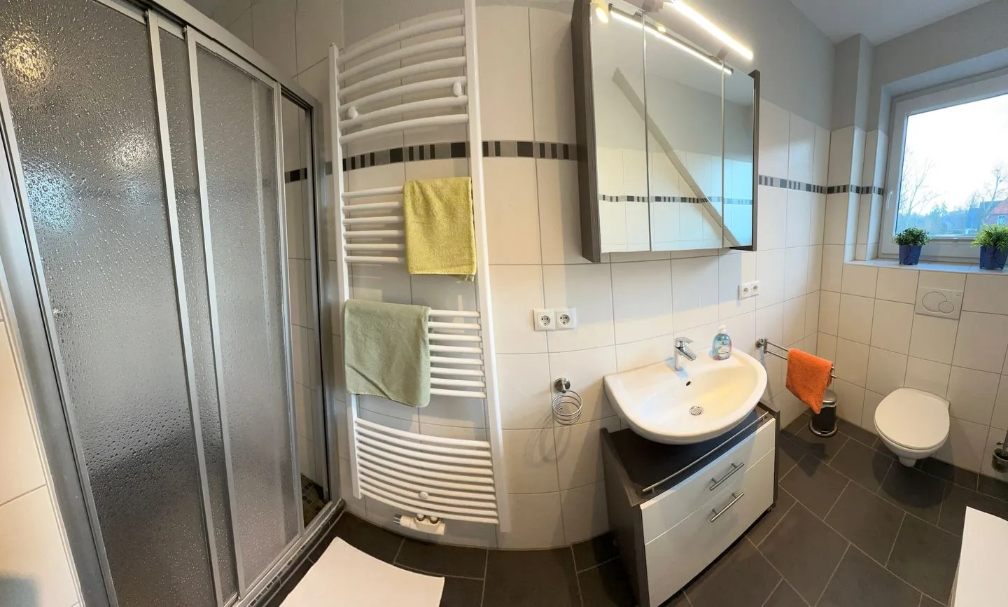 Sünnschien Dorf - Badezimmer