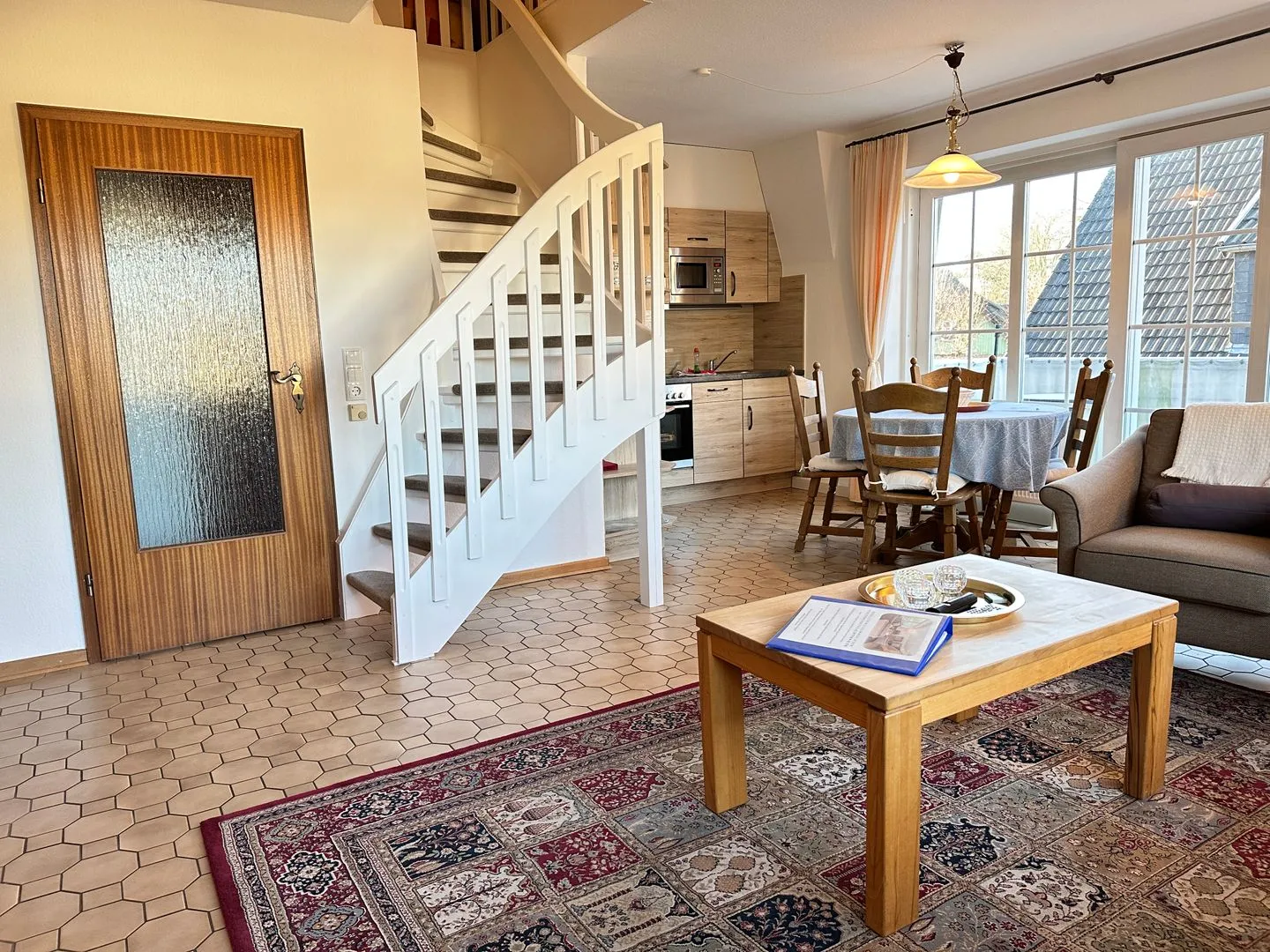 Achtern Diek App. 6 Dorf - Wohnzimmer