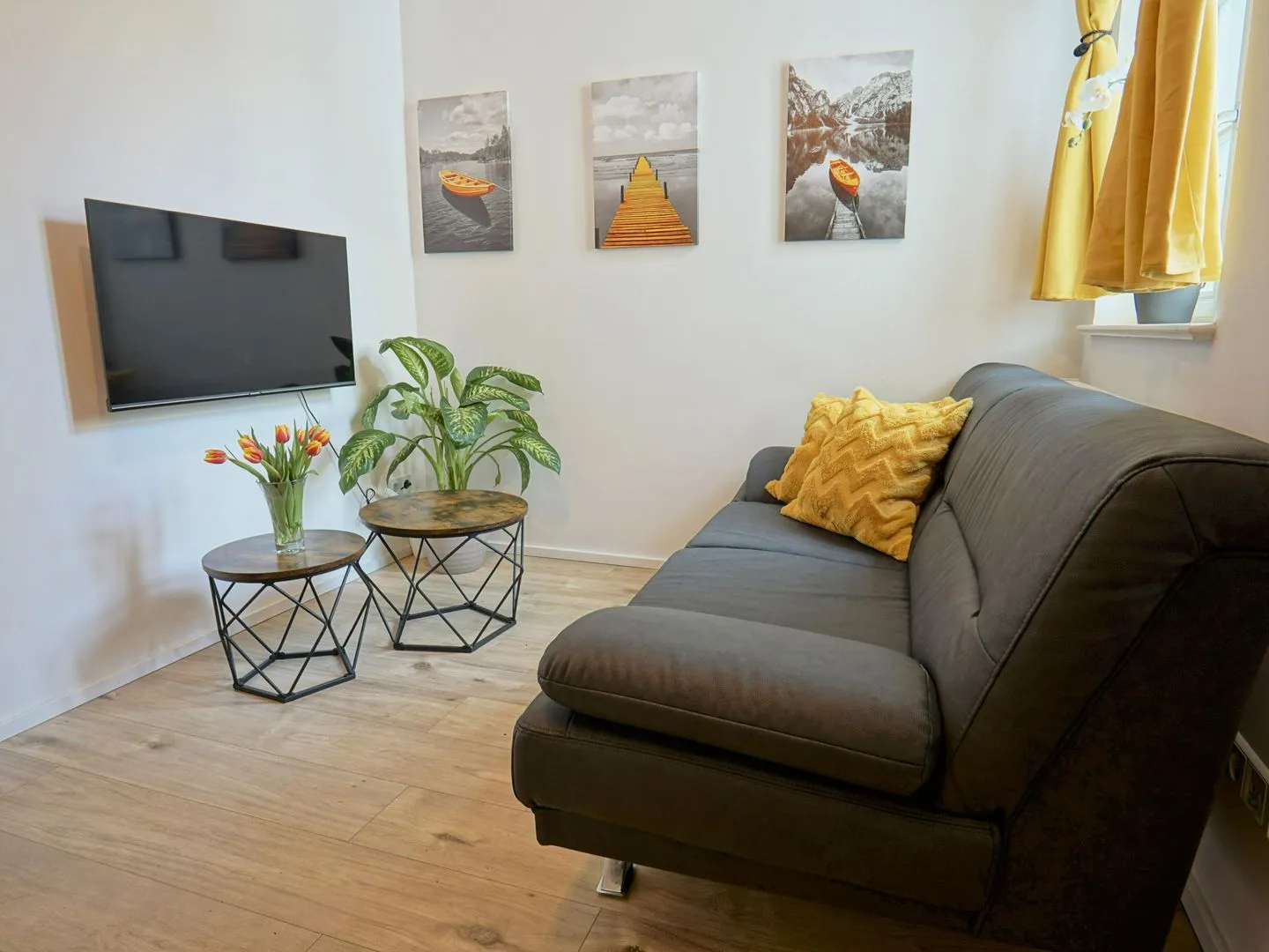 Hogulu - Haus 1, Appartement 4 Brandenburg an der Havel - Wohnzimmer