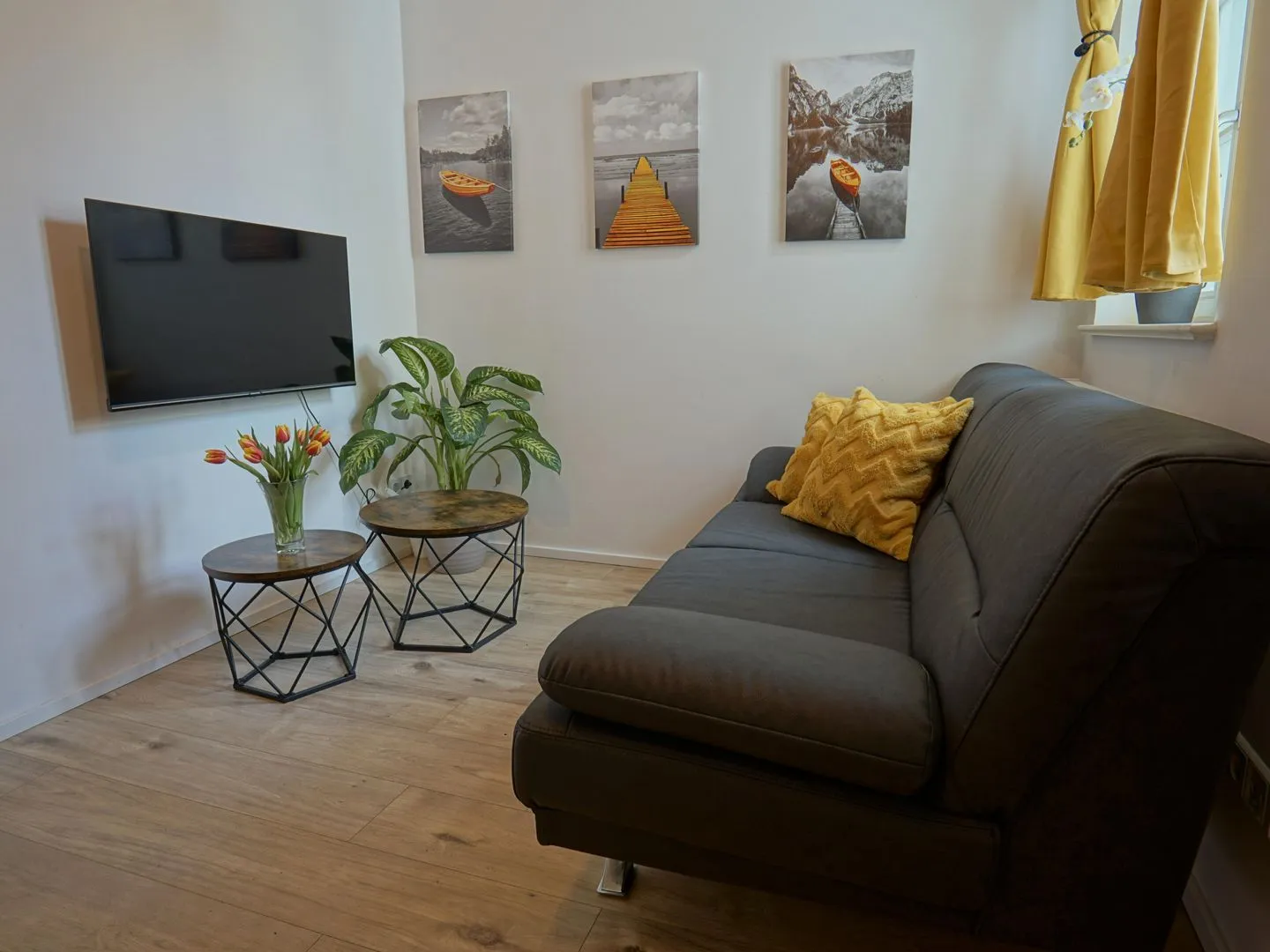 Hogulu - Haus 1, Appartement 4 Brandenburg an der Havel - Wohnzimmer