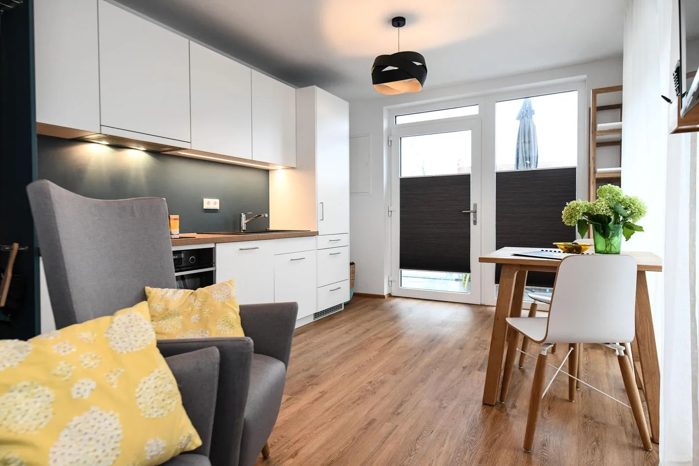 Apartment mit Balkon 7/3 OG Bodensee - Küche / Küchenzeile