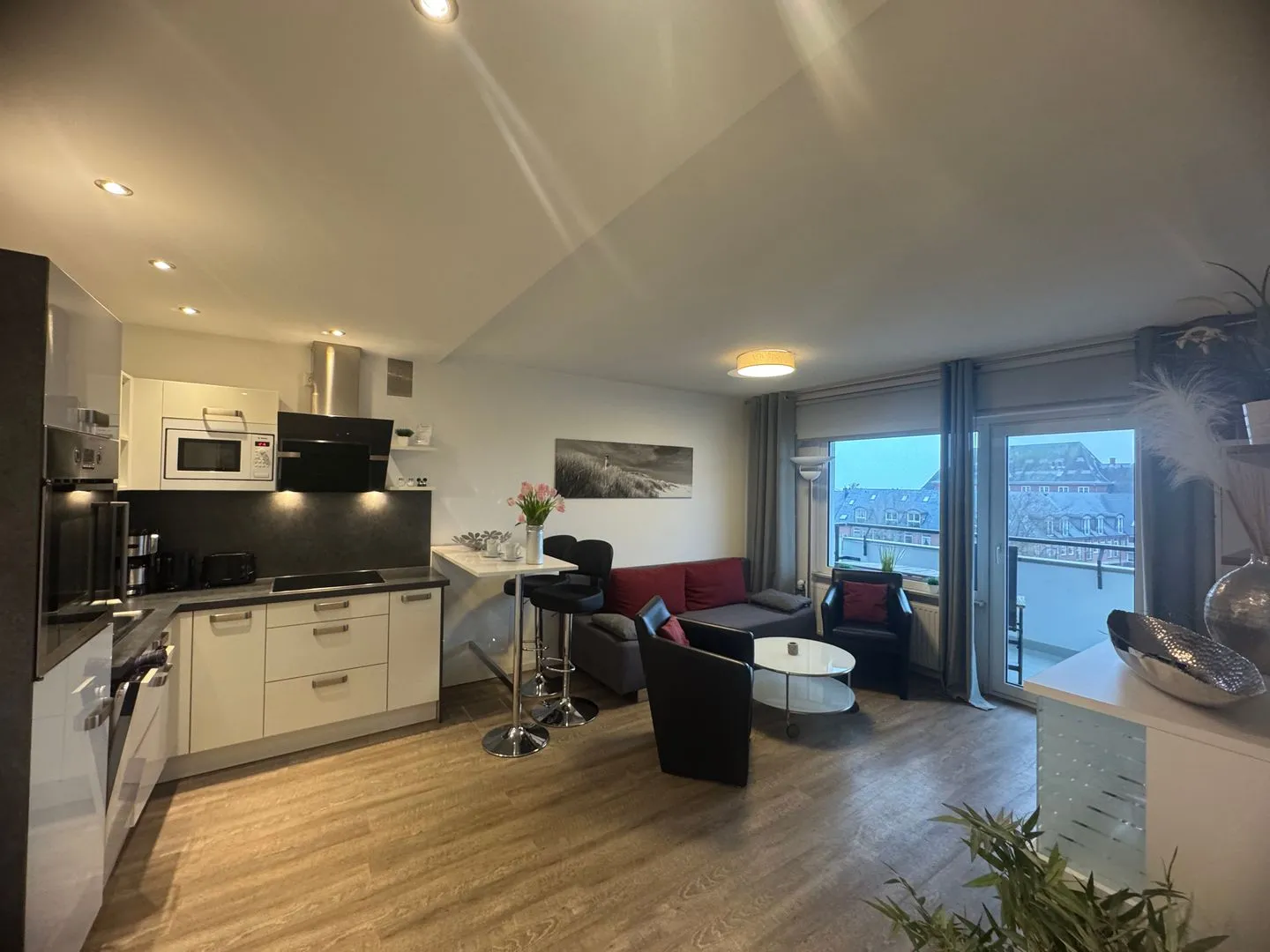 Ferienwohnung im Haus Nordland App 97 Westerland - Küche offen zum Wohnbereich