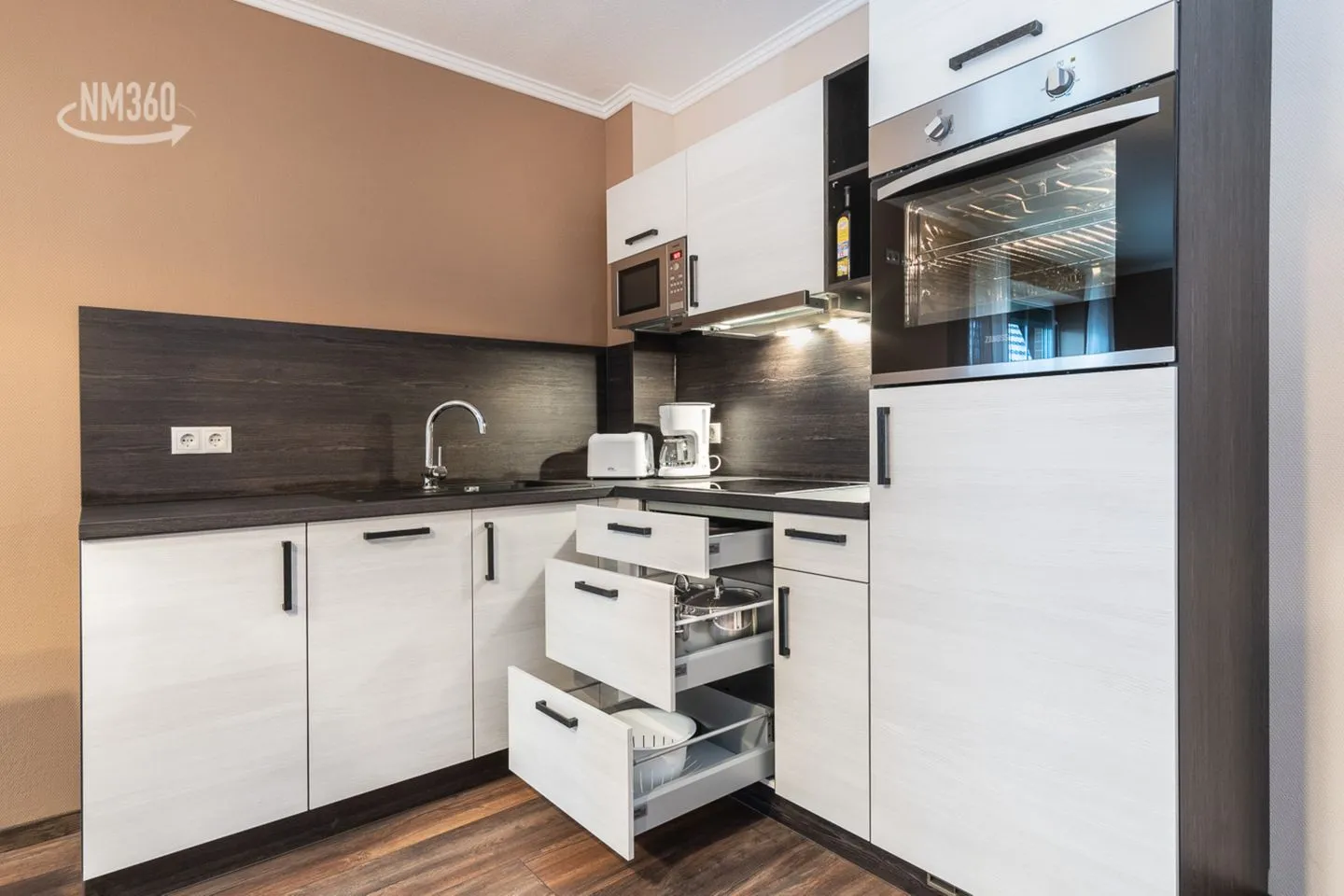 Wohnung 5 - Suite Tyr - mit großem Balkon Lobbe - Küche / Küchenzeile