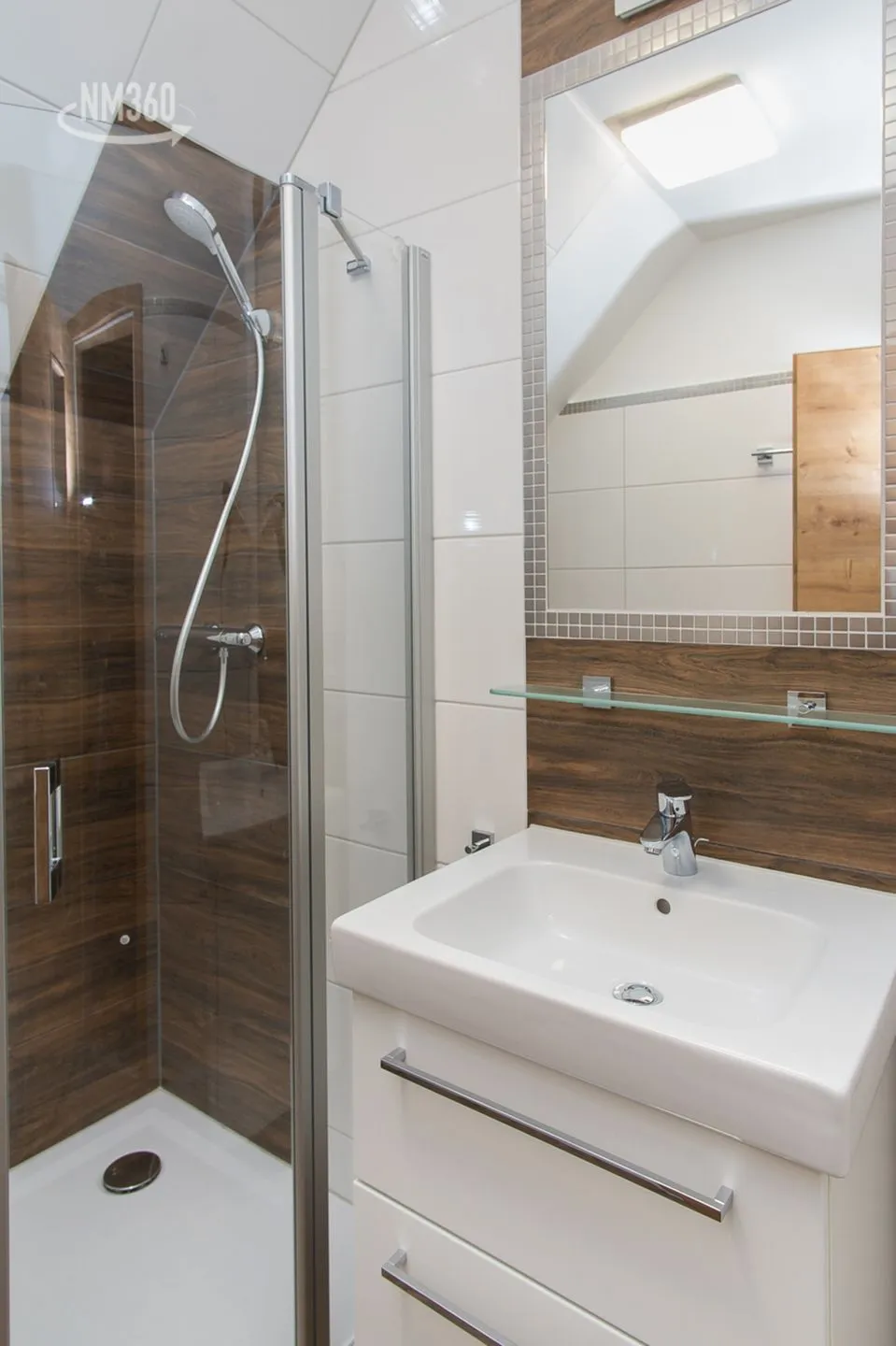 Wohnung 5 - Suite Tyr - mit großem Balkon Lobbe - Badezimmer