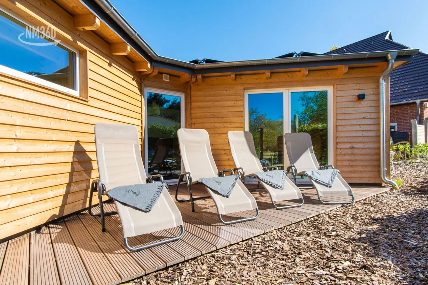 Wohnung 5 - Suite Tyr - mit großem Balkon Lobbe - Wellness