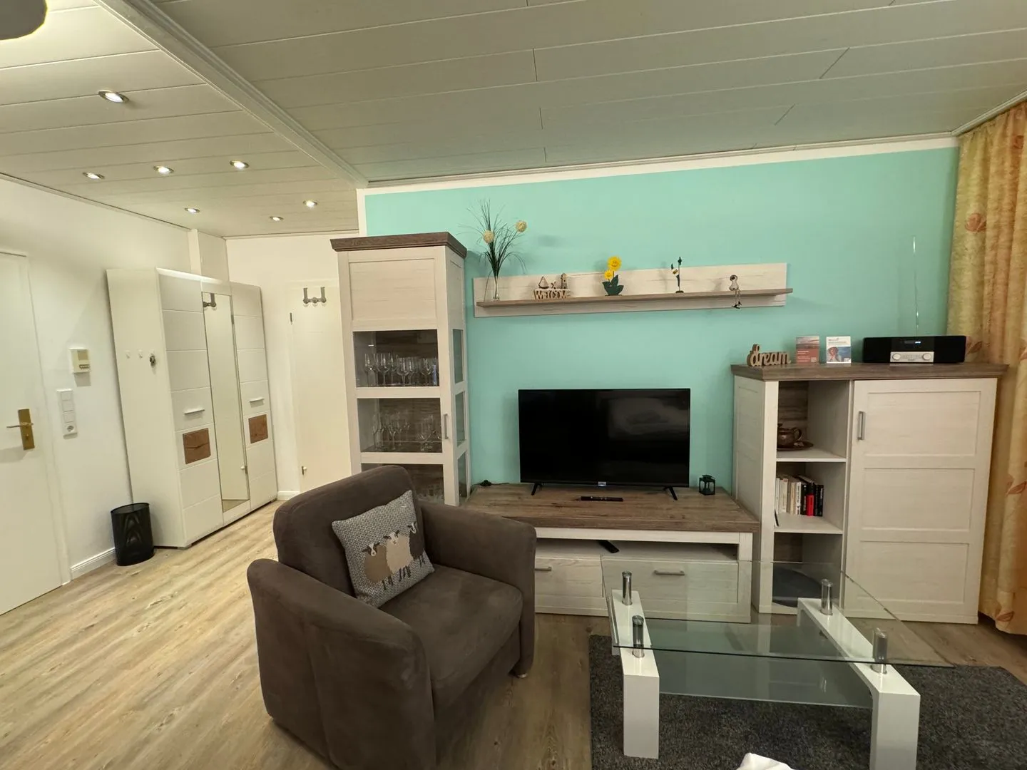 Ferienwohnung im Haus Nordland App 76 (Hund) Westerland - Wohnzimmer
