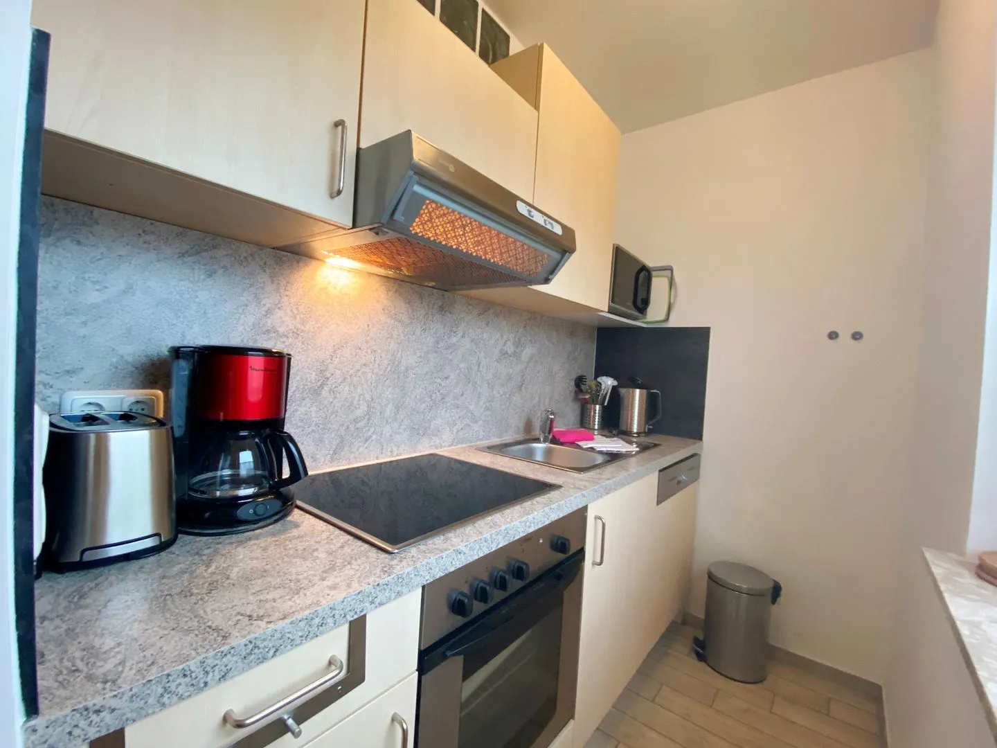 Haus Dithmarschen Wohnung 8 Büsum - Küche / Küchenzeile