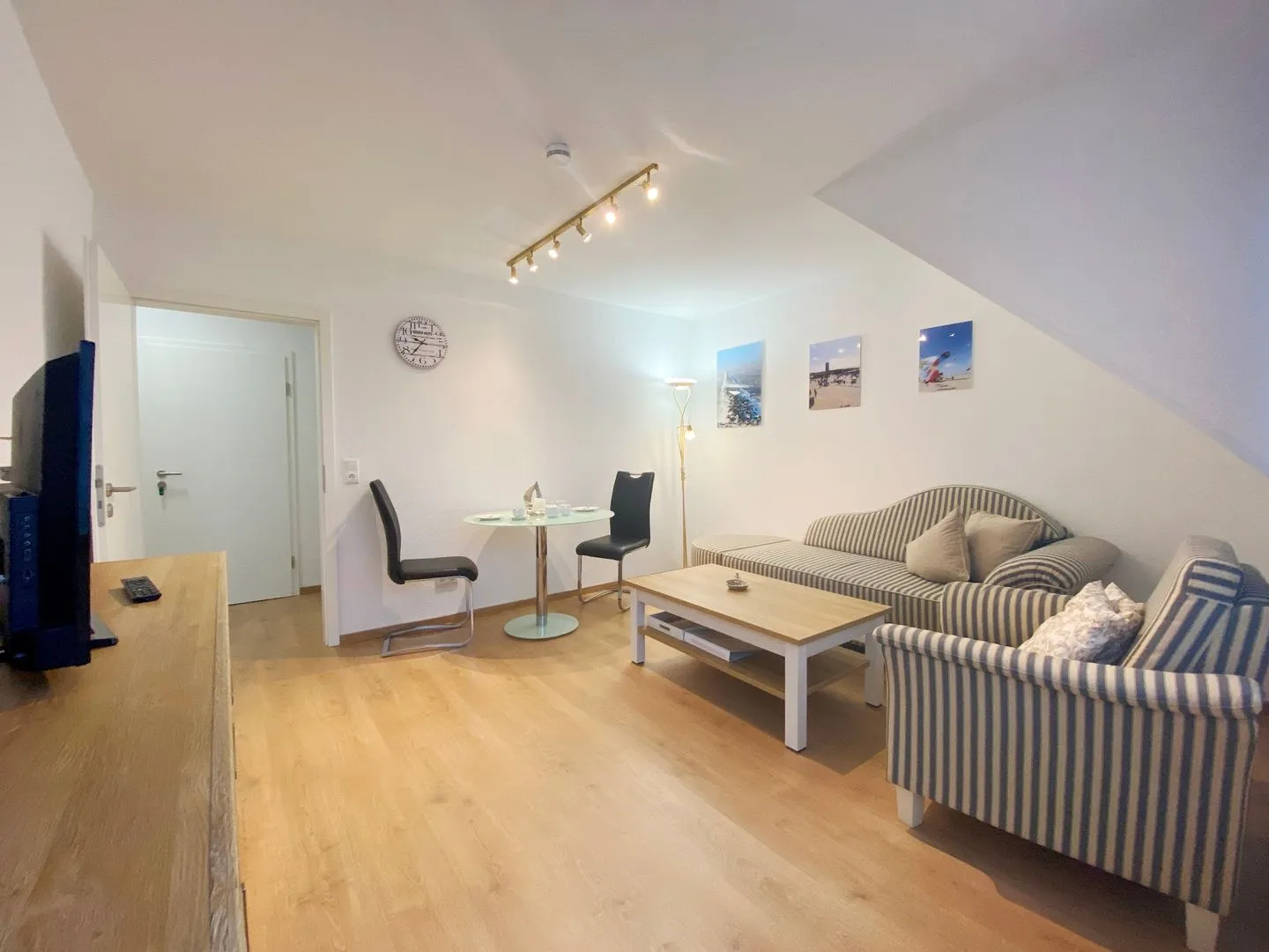Haus Dithmarschen Wohnung 11 Büsum - Wohnzimmer
