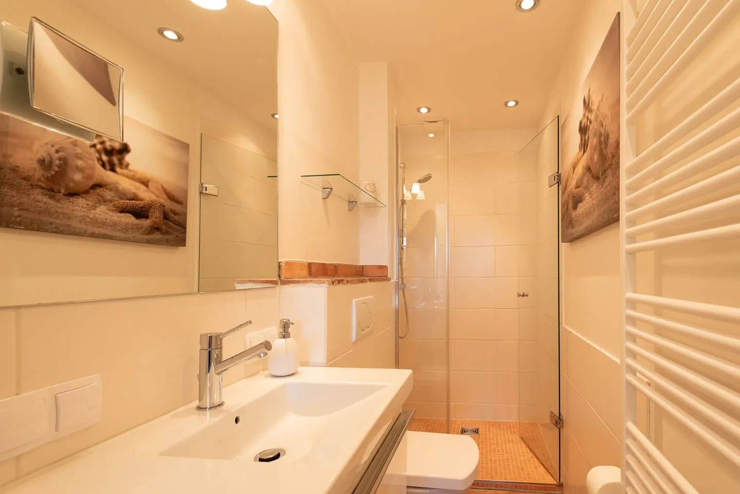 Haus Sonnenstrahl, Whg. 1 Westerland - Badezimmer