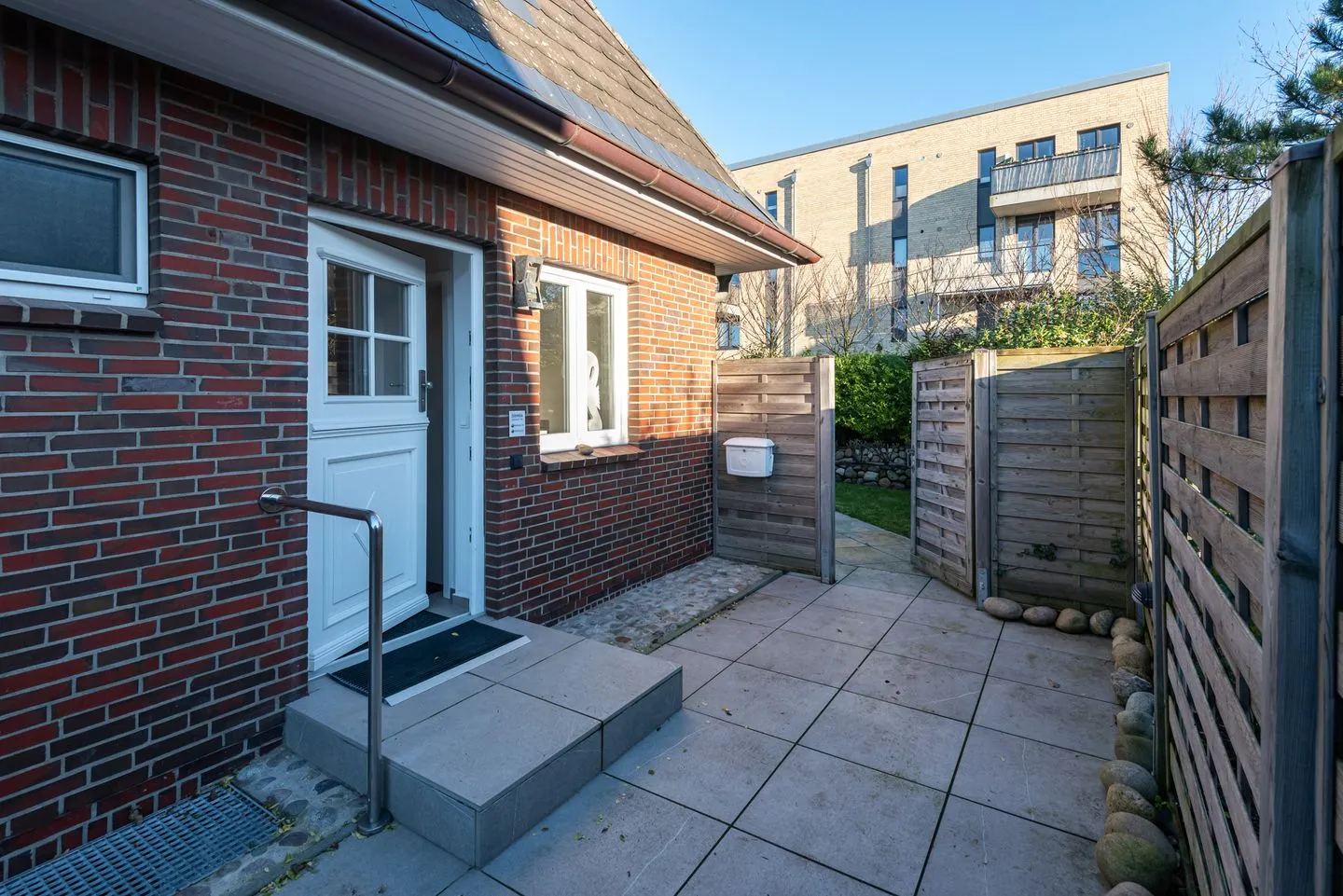 Haus Sönhüs, Whg. 1 Westerland - Fassade / Eingang
