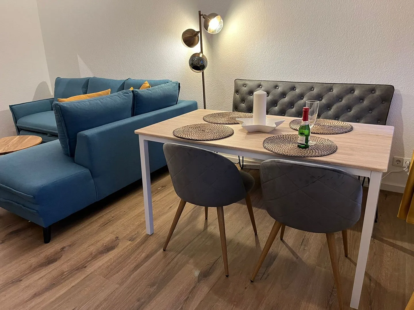 Wohnperle Familienbett Dresden - Living room