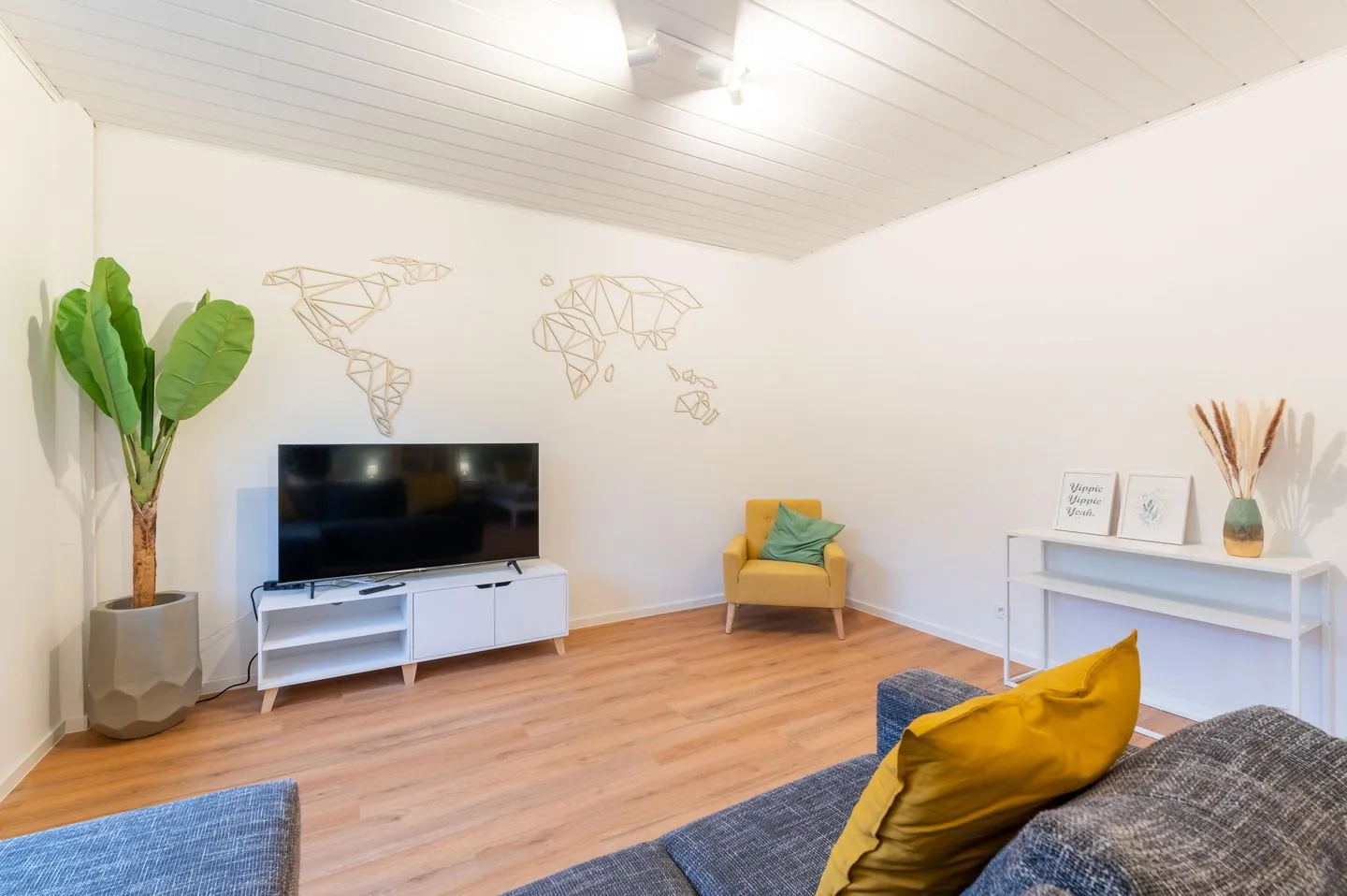 MonteurWohnung*Dresden-Klotzsche I Dresden - TV / Multimedia